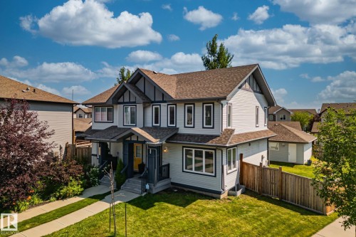 16715 40 Street Nw, Edmonton, AB - Outdoor