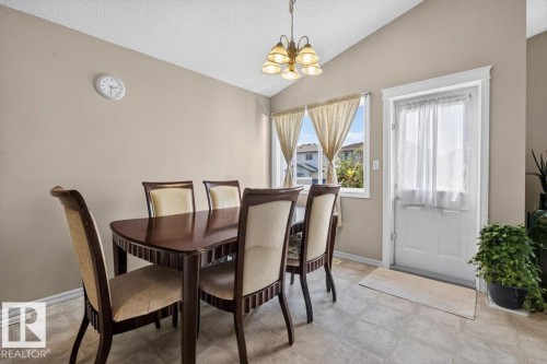2918 33 Street Nw, Edmonton, AB - Indoor Photo Showing Dining Room