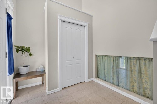 2918 33 Street Nw, Edmonton, AB - Indoor Photo Showing Other Room