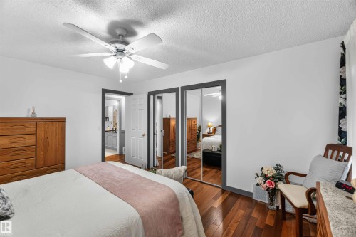 56420 Rge Rd 231, Rural Sturgeon County, AB - Indoor Photo Showing Bedroom