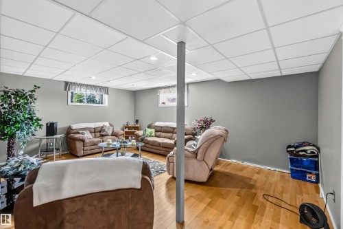 56420 Rge Rd 231, Rural Sturgeon County, AB - Indoor