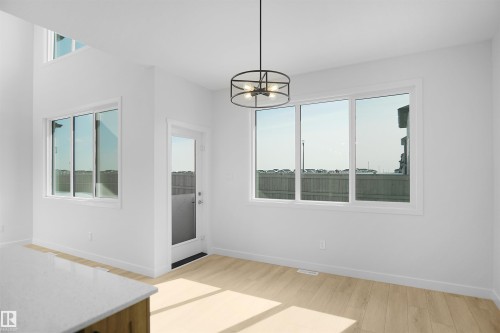 7239 182 Avenue Nw, Edmonton, AB - Indoor Photo Showing Other Room