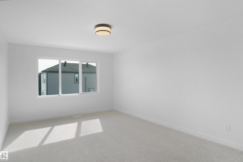 7239 182 Avenue Nw, Edmonton, AB - Indoor Photo Showing Other Room