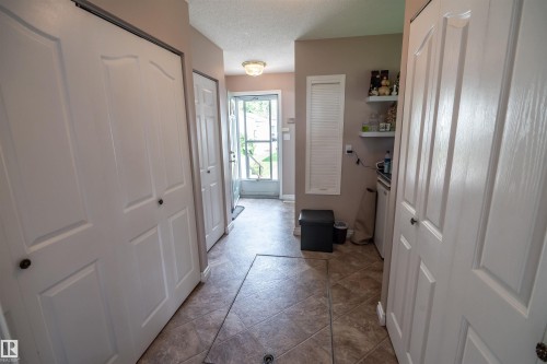 4740 Sunset Drive, Rural Lac Ste. Anne County, AB - Indoor Photo Showing Other Room