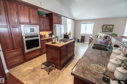 4740 Sunset Drive, Rural Lac Ste. Anne County, AB - Indoor Photo Showing Kitchen With Double Sink
