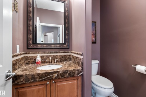 #38 1225 Wanyandi Rd Nw, Edmonton, AB - Indoor Photo Showing Bathroom