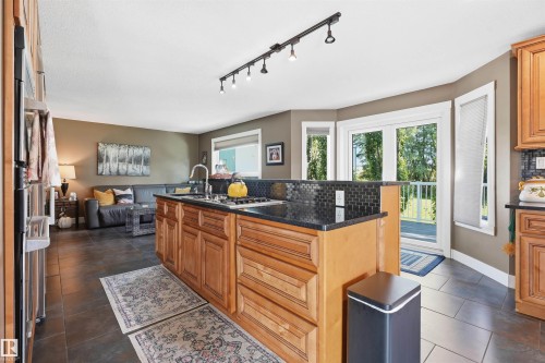 #43 27507 Twp Road 544, Rural Sturgeon County, AB - Indoor Photo Showing Kitchen