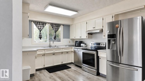 16608 109 Street Nw, Edmonton, AB - Indoor Photo Showing Kitchen With Stainless Steel Kitchen With Double Sink