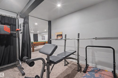 16608 109 Street Nw, Edmonton, AB - Indoor