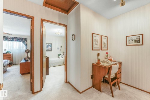 13911 86 Street Nw, Edmonton, AB - Indoor Photo Showing Other Room