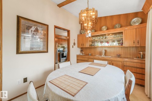 13911 86 Street Nw, Edmonton, AB - Indoor Photo Showing Dining Room