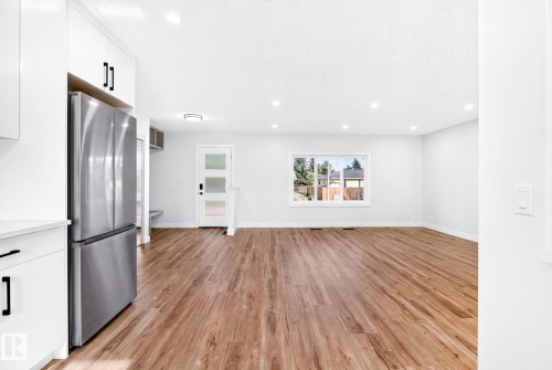 4 Glacier Crescent, Sherwood Park, AB - Indoor