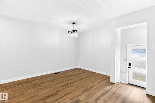 4 Glacier Crescent, Sherwood Park, AB - Indoor Photo Showing Other Room