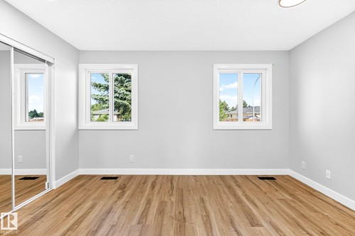 4 Glacier Crescent, Sherwood Park, AB - Indoor Photo Showing Other Room