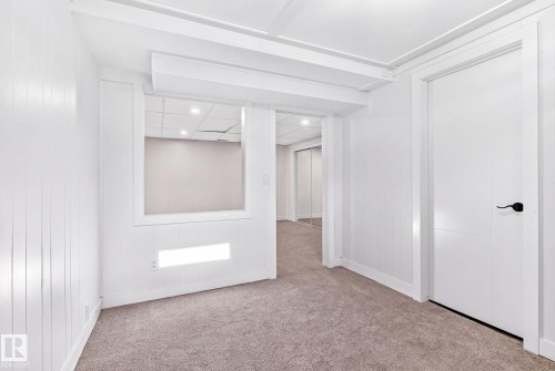 4 Glacier Crescent, Sherwood Park, AB - Indoor Photo Showing Other Room