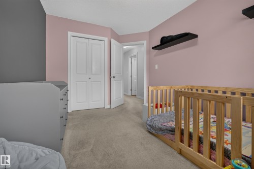 #10 85 Spruce Village Dr Dr, Spruce Grove, AB - Indoor Photo Showing Bedroom