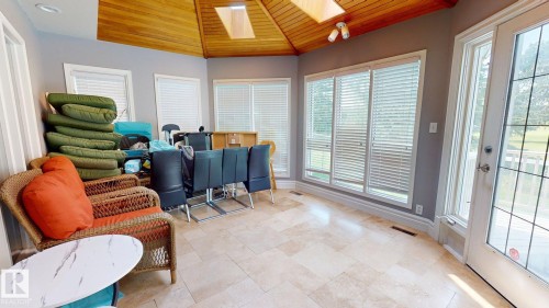 852 Wheeler Road Nw, Edmonton, AB - Indoor