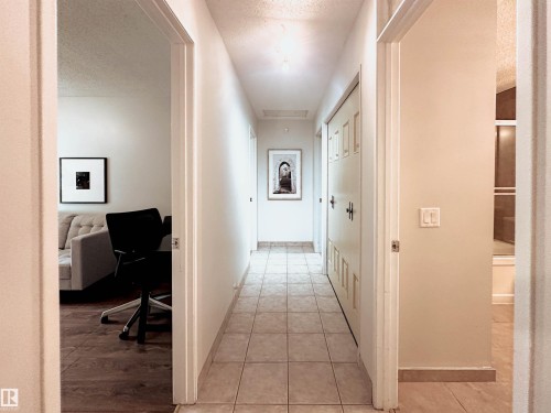 7 Graham Avenue, St. Albert, AB - Indoor Photo Showing Other Room