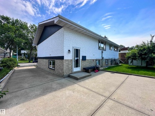 7 Graham Avenue, St. Albert, AB - Outdoor With Exterior