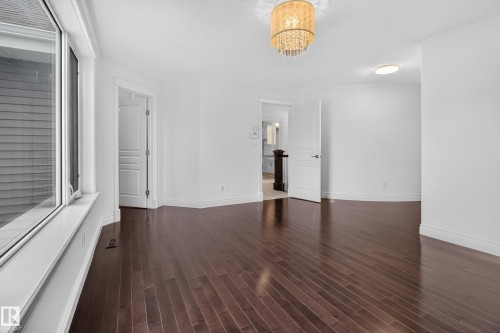 3308 Somerset Drive, Sherwood Park, AB - Indoor Photo Showing Other Room