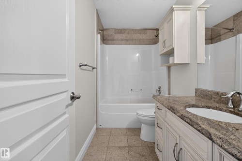 3308 Somerset Drive, Sherwood Park, AB - Indoor Photo Showing Bathroom