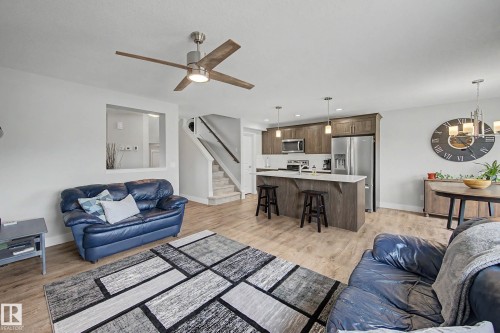 924 Morris Way, Leduc, AB - Indoor