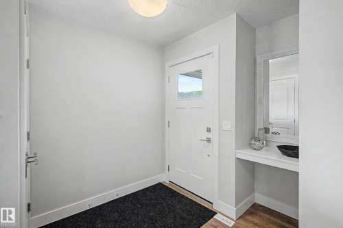 924 Morris Way, Leduc, AB - Indoor Photo Showing Other Room