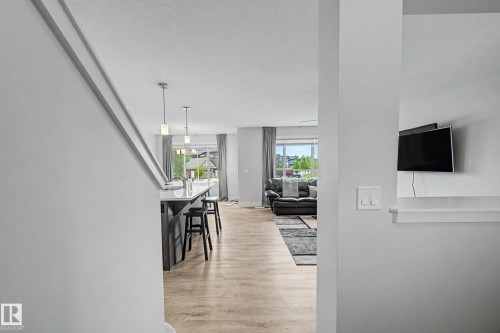 924 Morris Way, Leduc, AB - Indoor Photo Showing Other Room