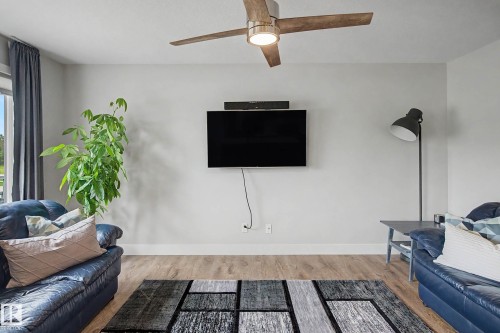 924 Morris Way, Leduc, AB - Indoor