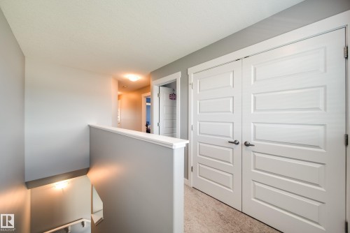 6305 167A Avenue Nw, Edmonton, AB - Indoor Photo Showing Other Room