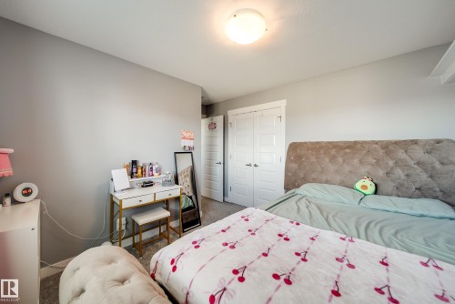 6305 167A Avenue Nw, Edmonton, AB - Indoor Photo Showing Bedroom