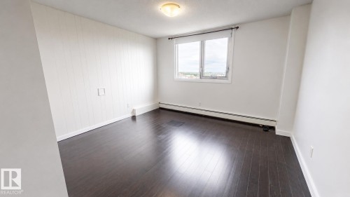 #1305 10160 116 St Nw, Edmonton, AB - Indoor Photo Showing Other Room