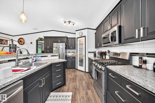#30 55220 Rge Road 13, Rural Lac Ste. Anne County, AB - Indoor Photo Showing Kitchen With Double Sink With Upgraded Kitchen