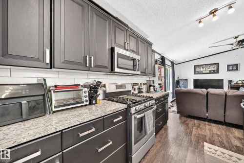 #30 55220 Rge Road 13, Rural Lac Ste. Anne County, AB - Indoor Photo Showing Kitchen