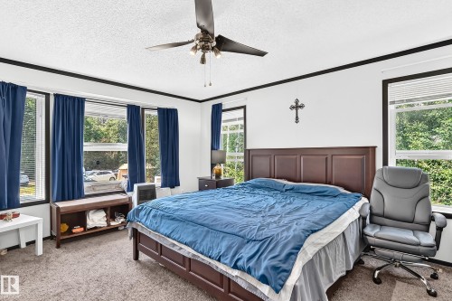 #30 55220 Rge Road 13, Rural Lac Ste. Anne County, AB - Indoor Photo Showing Bedroom