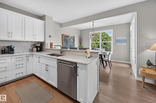 14 Sunbury Place, Sherwood Park, AB - Indoor Photo Showing Kitchen With Double Sink