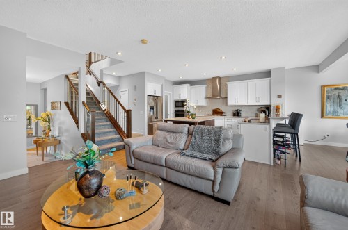 14 Sunbury Place, Sherwood Park, AB - Indoor Photo Showing Living Room