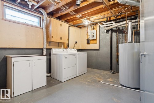 198 Tudor Lane Nw, Edmonton, AB - Indoor Photo Showing Laundry Room