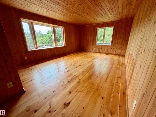 54046 Rge Road 213, Rural Strathcona County, AB - Indoor Photo Showing Other Room