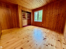 Bedroom 1 upper - 