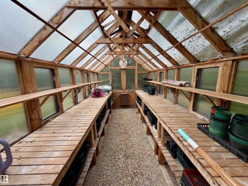 54046 Rge Road 213, Rural Strathcona County, AB - Indoor Photo Showing Other Room