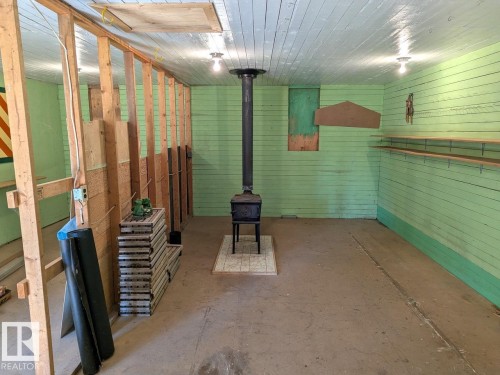 54046 Rge Road 213, Rural Strathcona County, AB - Indoor Photo Showing Other Room