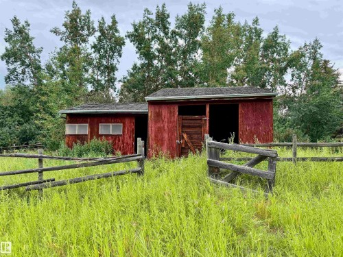 54046 Rge Road 213, Rural Strathcona County, AB - Outdoor