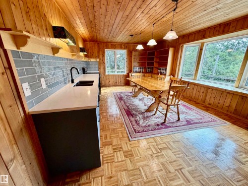 54046 Rge Road 213, Rural Strathcona County, AB - Indoor