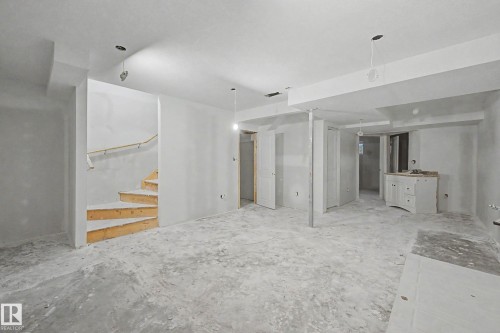 17928 62 Street Nw, Edmonton, AB - Indoor