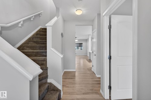 17928 62 Street Nw, Edmonton, AB - Indoor Photo Showing Other Room
