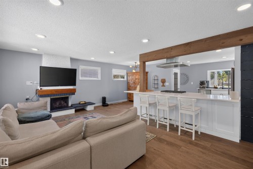 14447 107A Avenue Nw, Edmonton, AB - Indoor With Fireplace