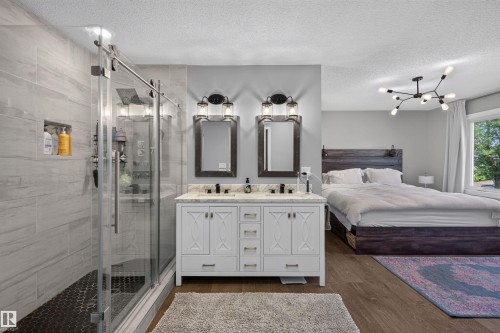 14447 107A Avenue Nw, Edmonton, AB - Indoor Photo Showing Other Room