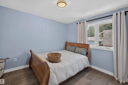 14447 107A Avenue Nw, Edmonton, AB - Indoor Photo Showing Bedroom