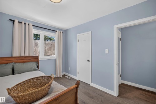 14447 107A Avenue Nw, Edmonton, AB - Indoor Photo Showing Bedroom